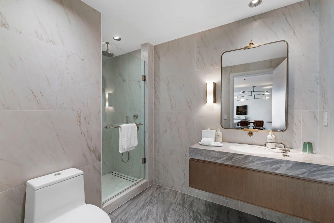 525 N Fort Lauderdale Beach Boulevard, Unit 1504, Fort Lauderdale, FL 33304 Photo