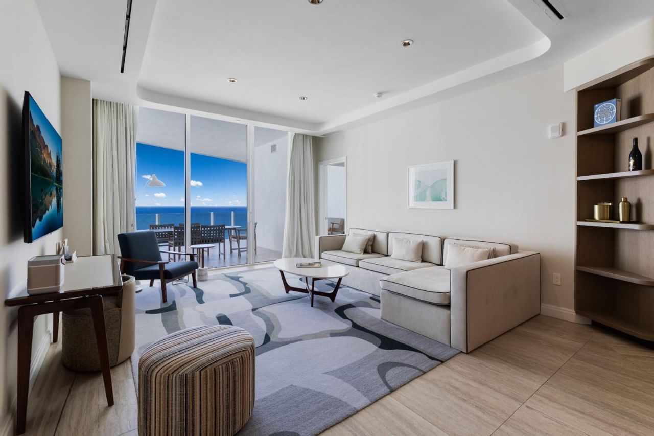 525 N Fort Lauderdale Beach Boulevard, Unit 1504, Fort Lauderdale, FL 33304 Photo