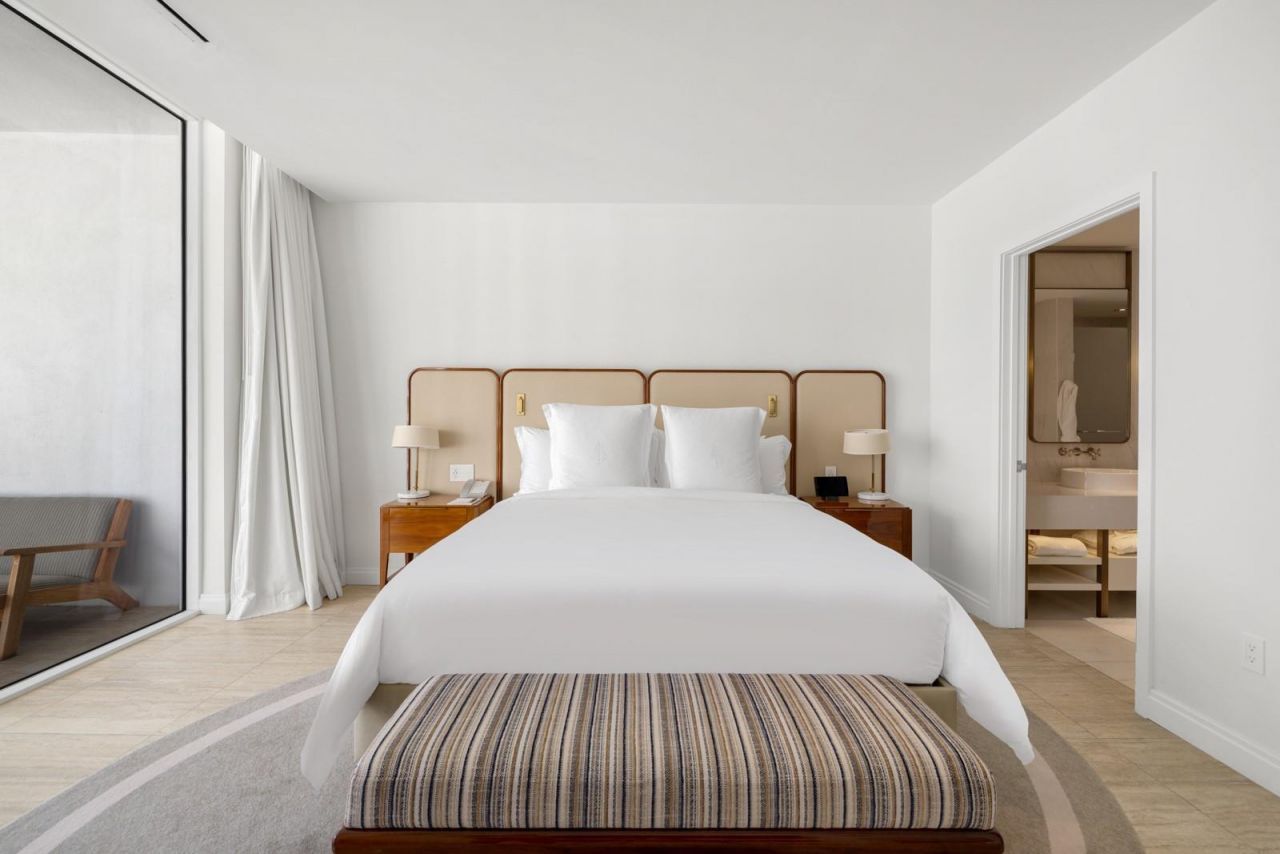 525 N Fort Lauderdale Beach Boulevard, Unit 1504, Fort Lauderdale, FL 33304 Photo