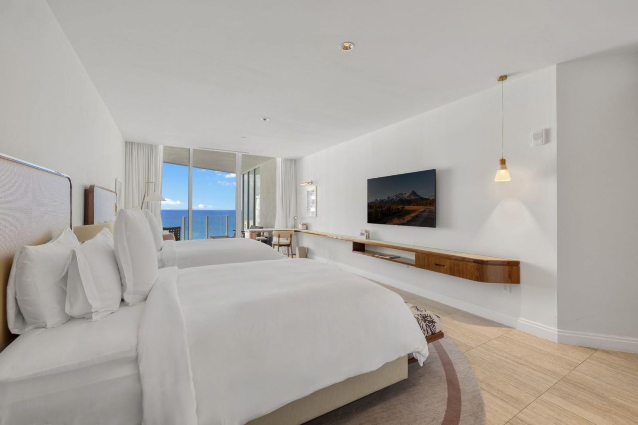 525 N Fort Lauderdale Beach Boulevard, Unit 1504, Fort Lauderdale, FL 33304 Photo