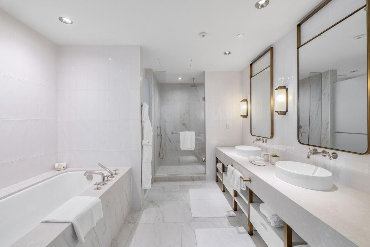 525 N Fort Lauderdale Beach Boulevard, Unit 1504, Fort Lauderdale, FL 33304 Photo