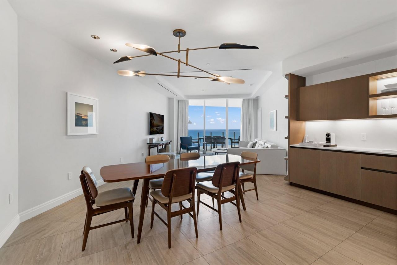 525 N Fort Lauderdale Beach Boulevard, Unit 1504, Fort Lauderdale, FL 33304 Photo