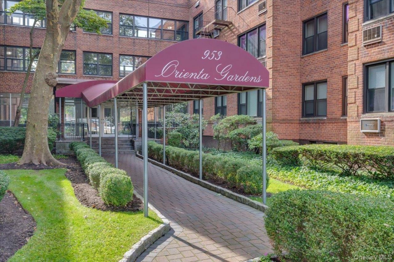 953 W Boston Post Road, Unit 3G, Mamaroneck, NY 10543 Main Photo