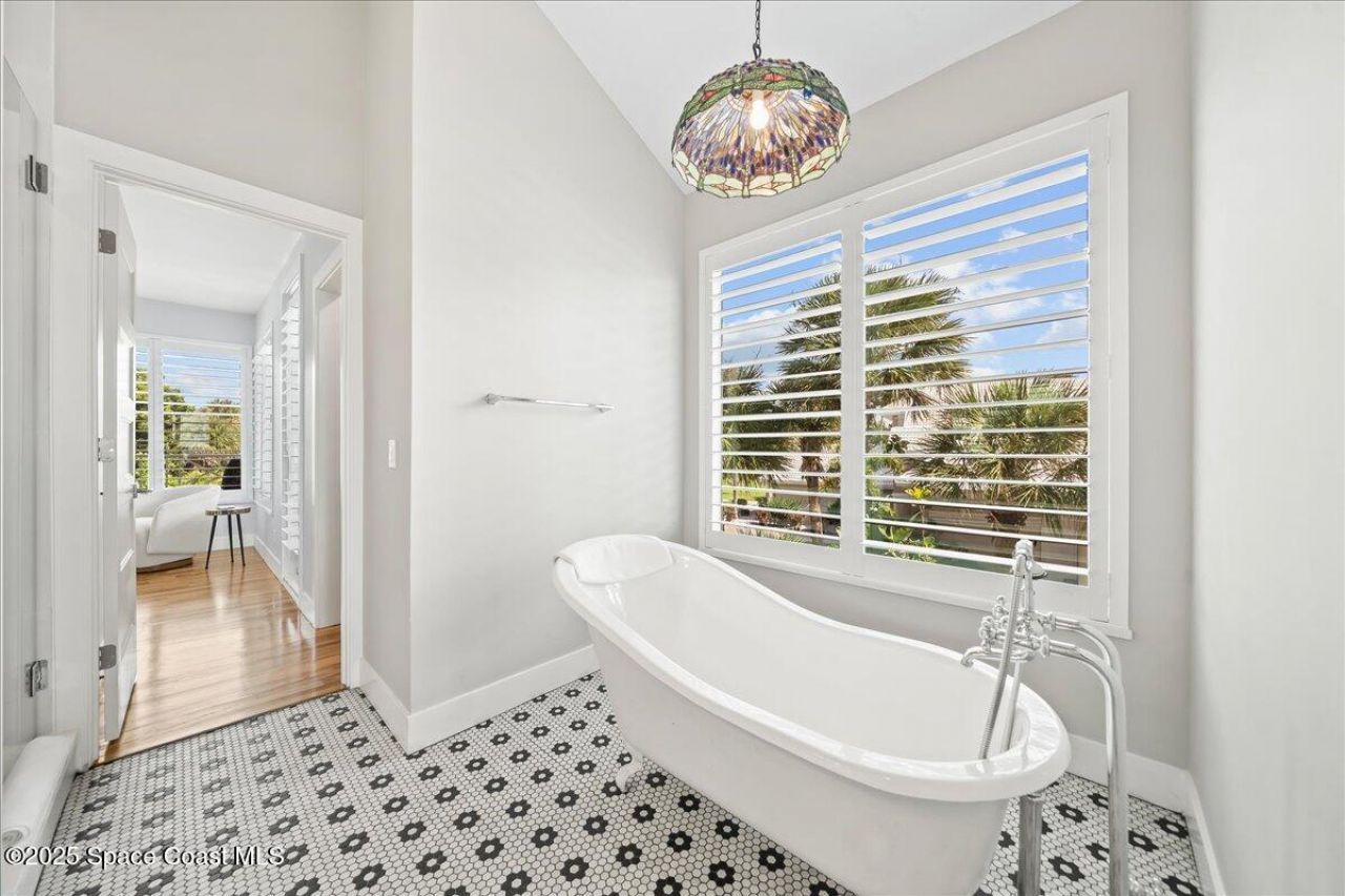 182 Bayshore Drive, Melbourne Beach, FL 32951 Photo