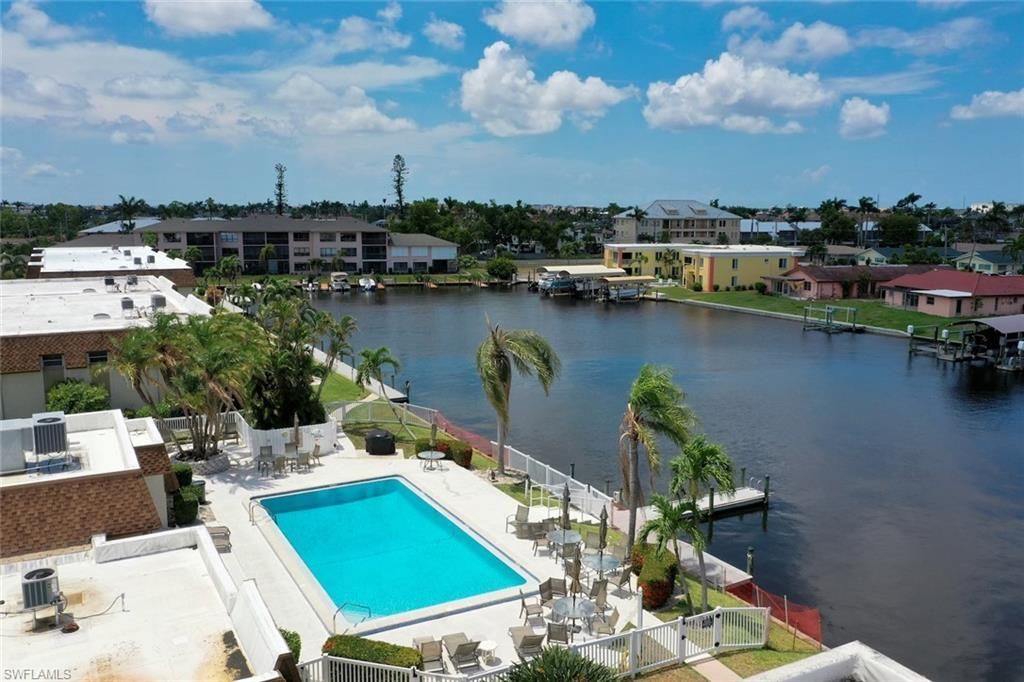 4104 SE 19th Ave, Unit 202, Cape Coral, FL 33904 Photo