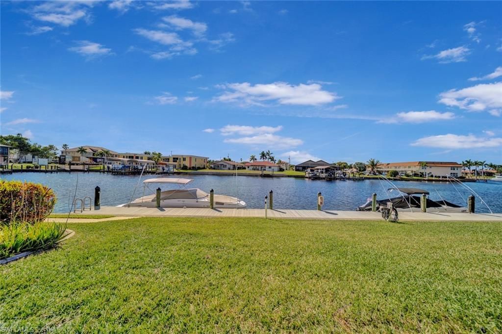 4104 SE 19th Ave, Unit 202, Cape Coral, FL 33904 Photo