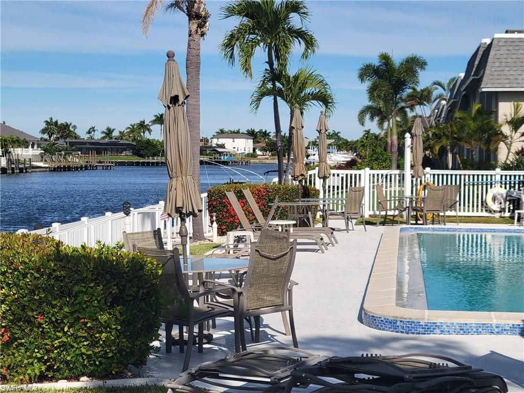 4104 SE 19th Ave, Unit 202, Cape Coral, FL 33904 Photo