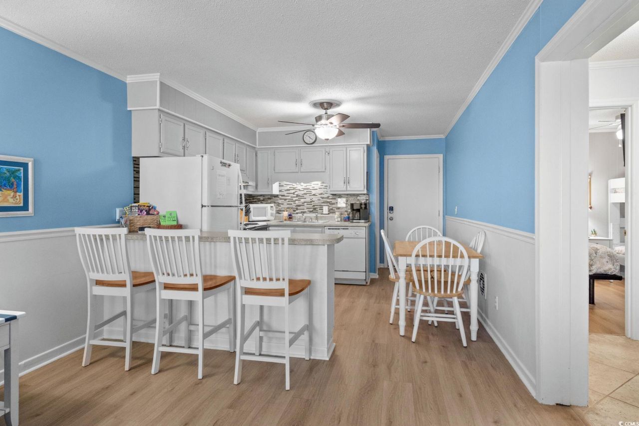 9520 Shore Dr. Photo 10