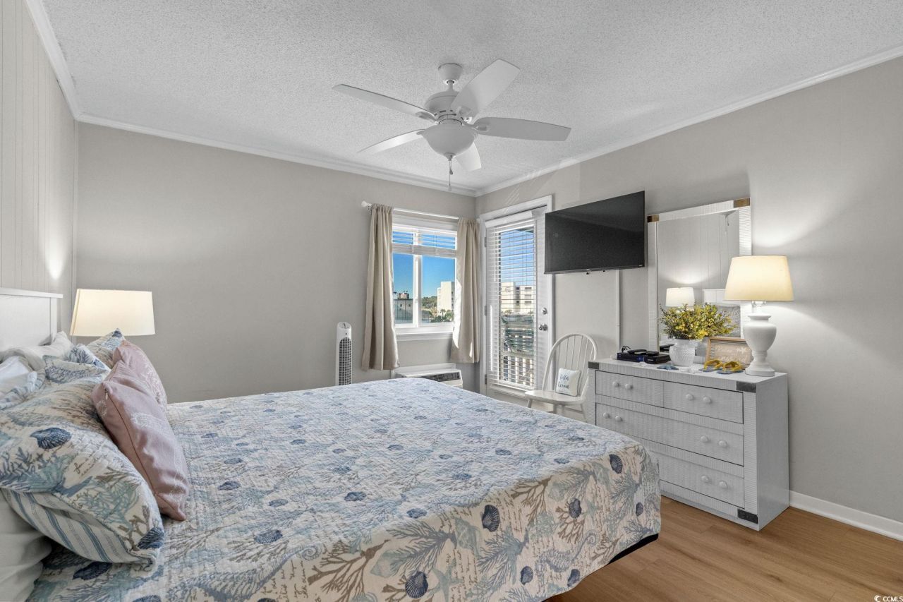 9520 Shore Dr. Photo 21