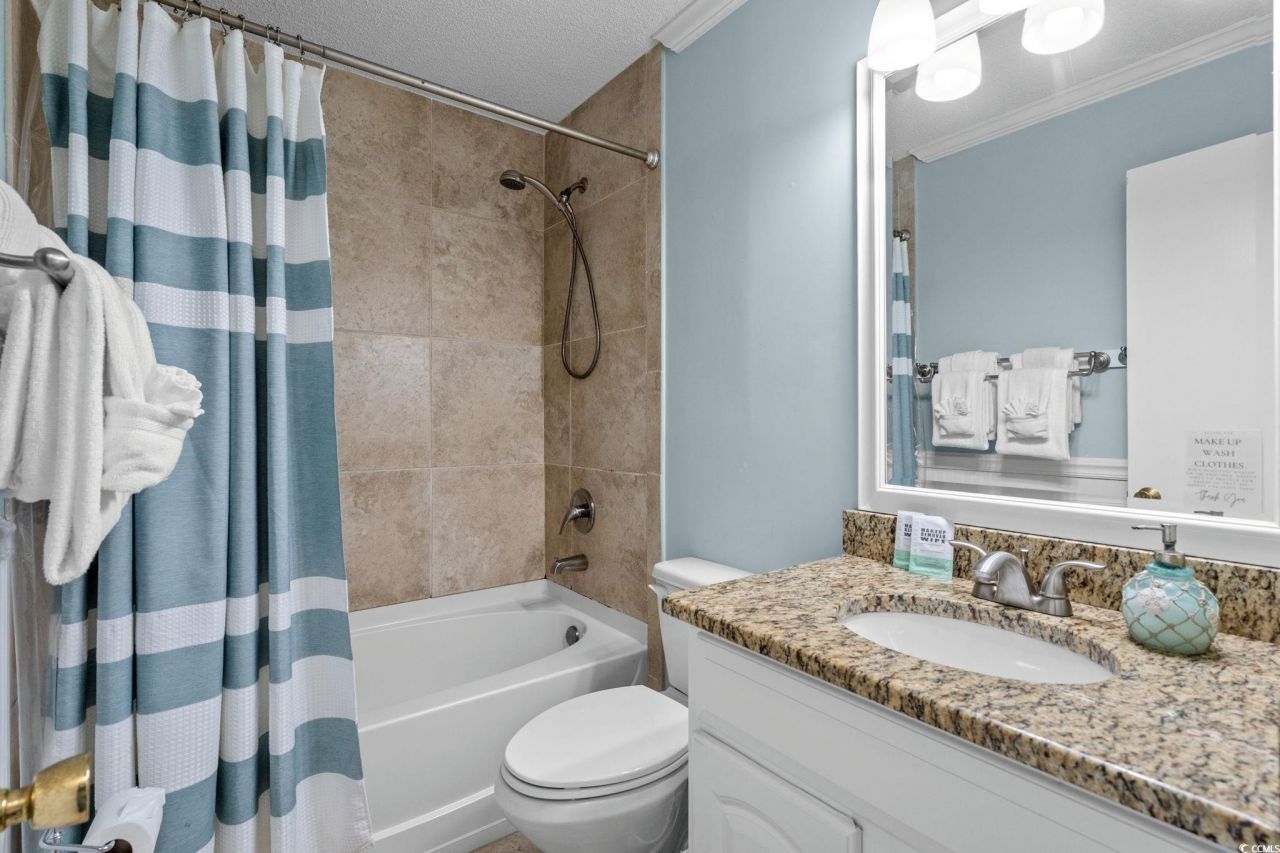 9520 Shore Dr. Photo 28