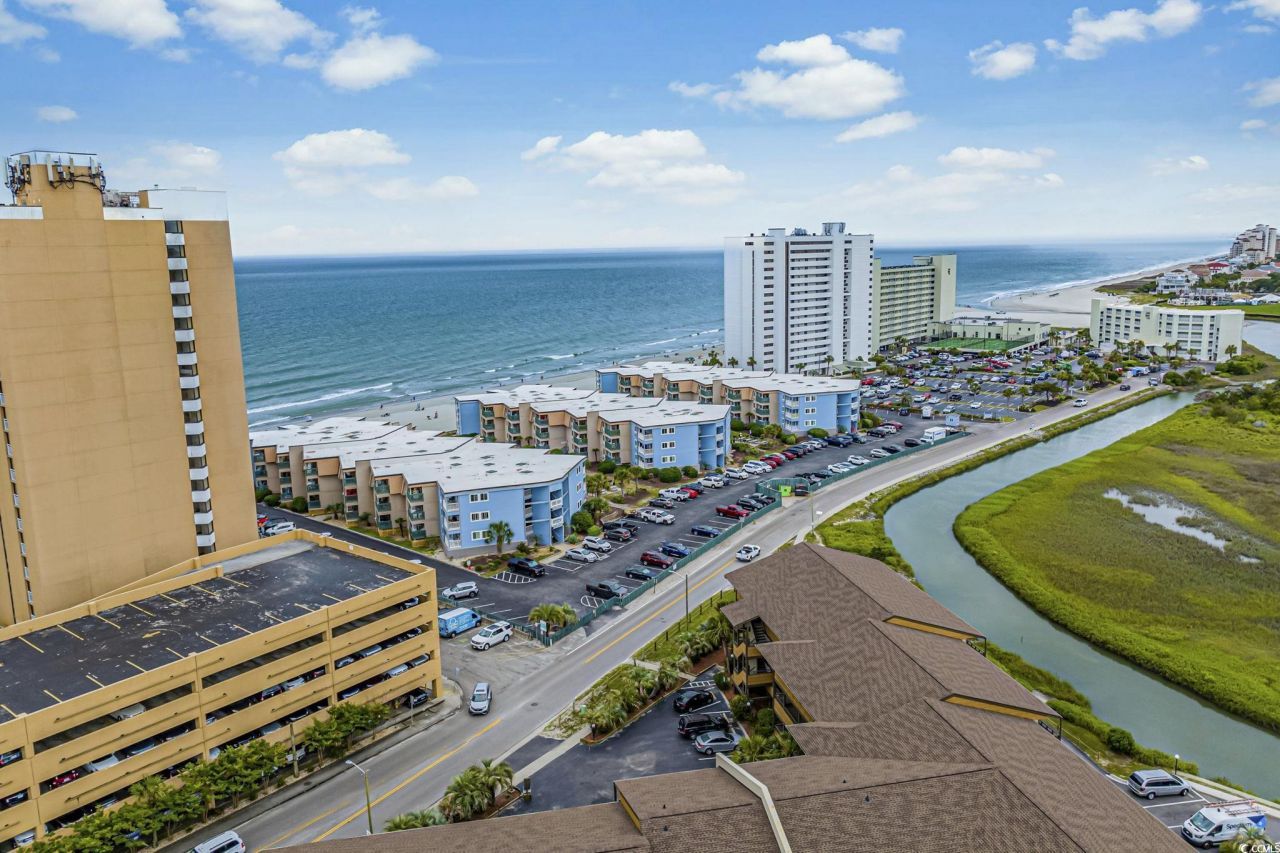 9520 Shore Dr. Photo 35