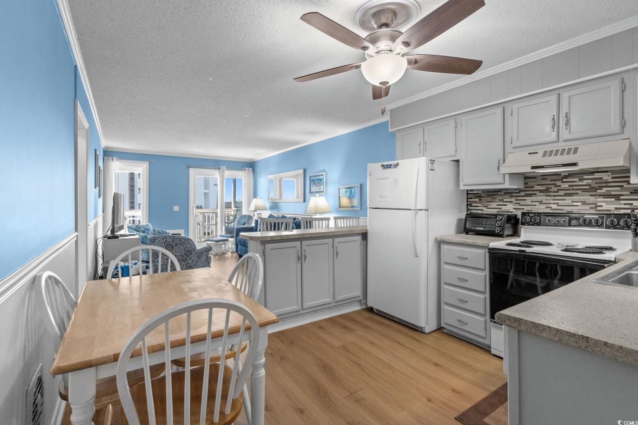 9520 Shore Dr. Photo 4