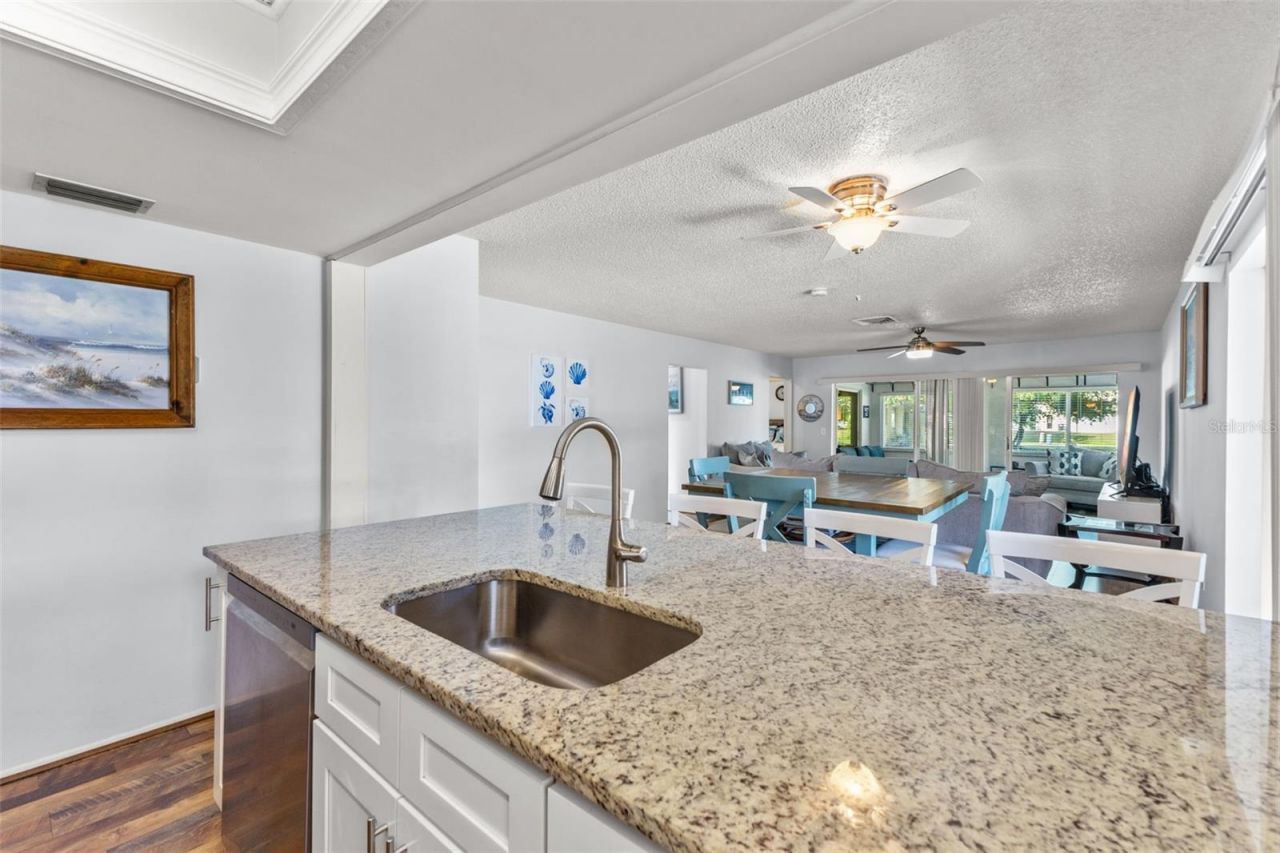 1104 W Faith Circle, Bradenton, FL 34212 Photo