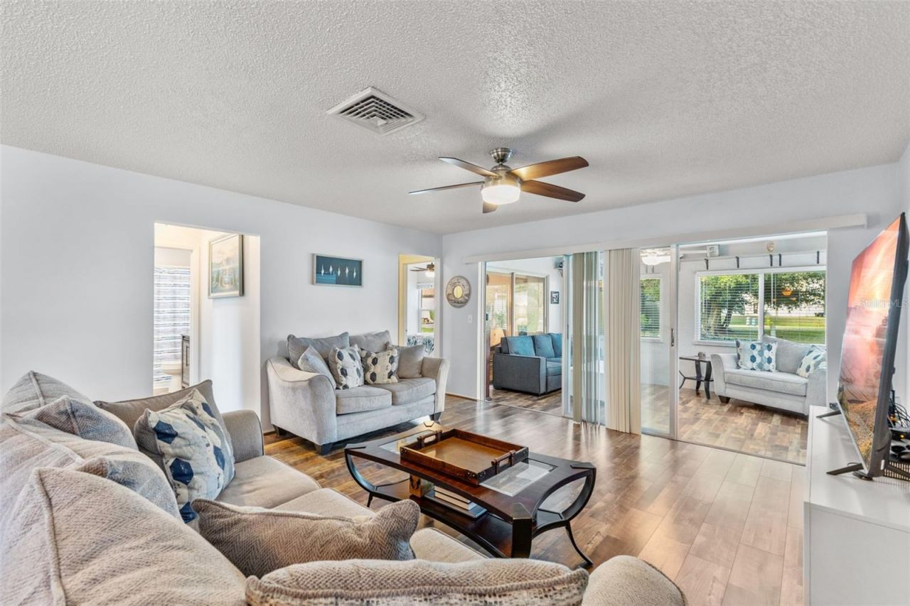 1104 W Faith Circle, Bradenton, FL 34212 Photo