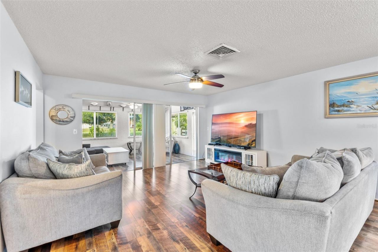 1104 W Faith Circle, Bradenton, FL 34212 Photo