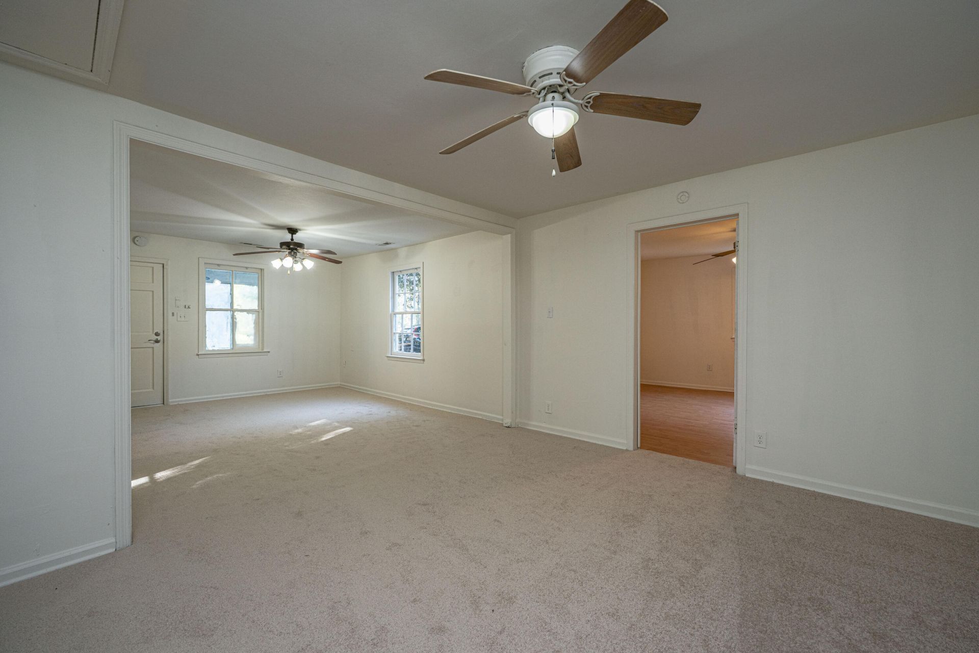 1063 S Pinckney Street Photo 12