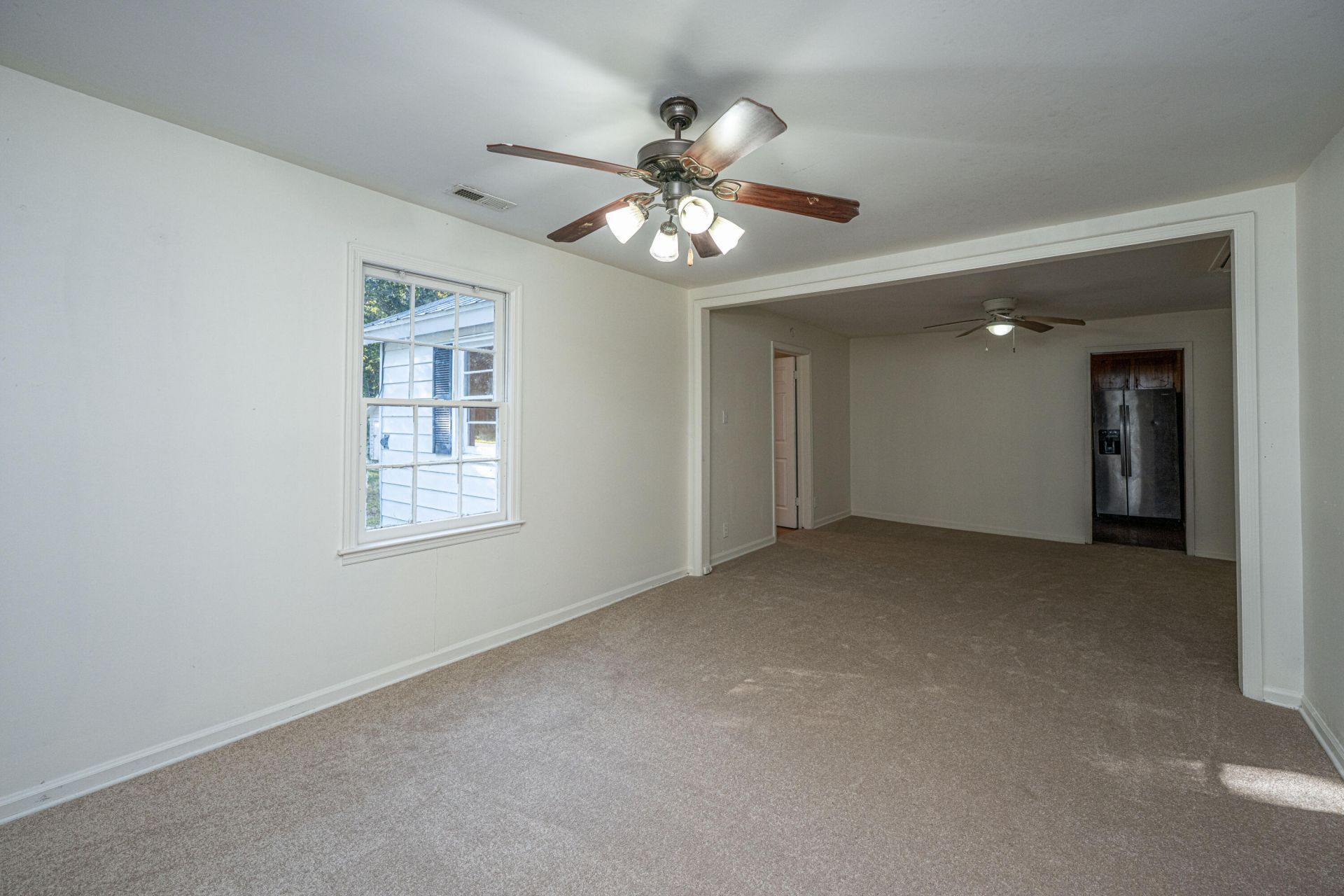 1063 S Pinckney Street Photo 9