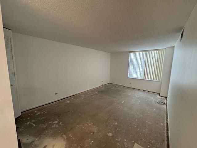 230 174th St, Unit 1416, Sunny Isles Beach, FL 33160 Photo