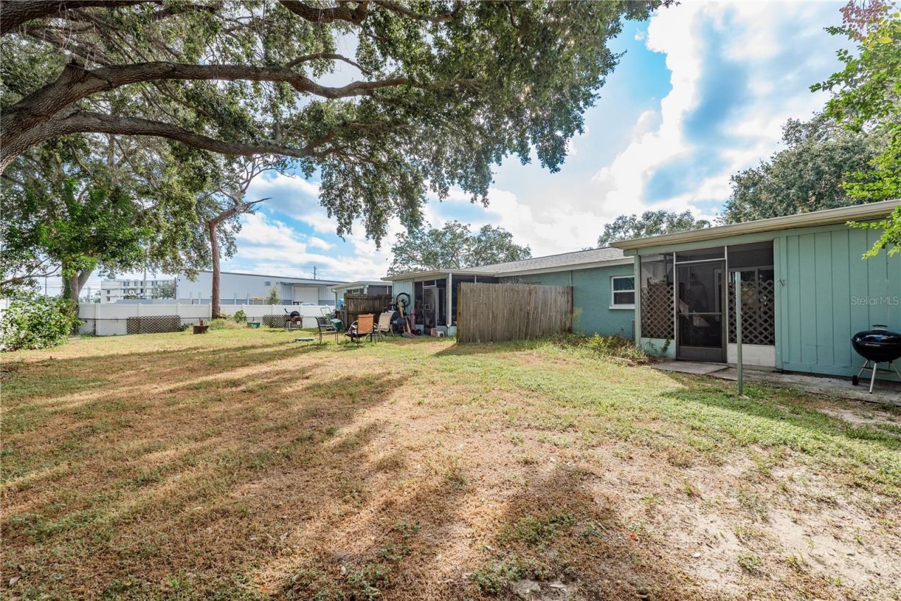 2725 Belle Haven Drive, Clearwater, FL 33763 Photo