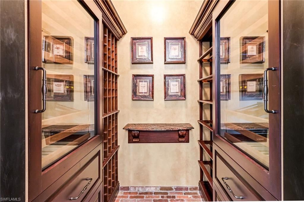 2560 W Half Moon Walk, Naples, FL 34102 Photo