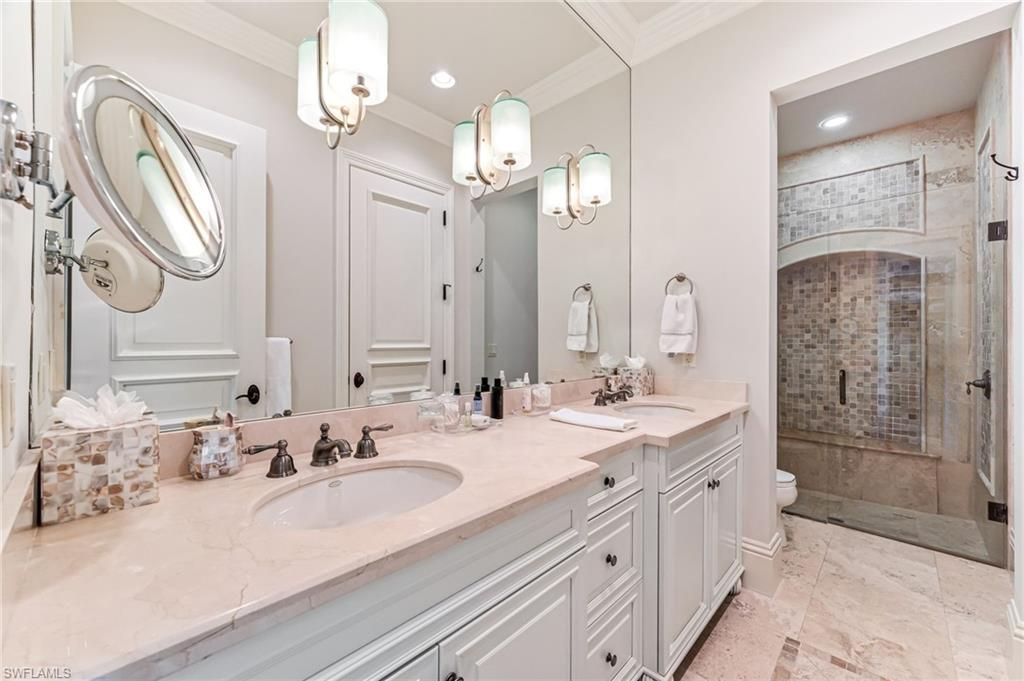 2560 W Half Moon Walk, Naples, FL 34102 Photo