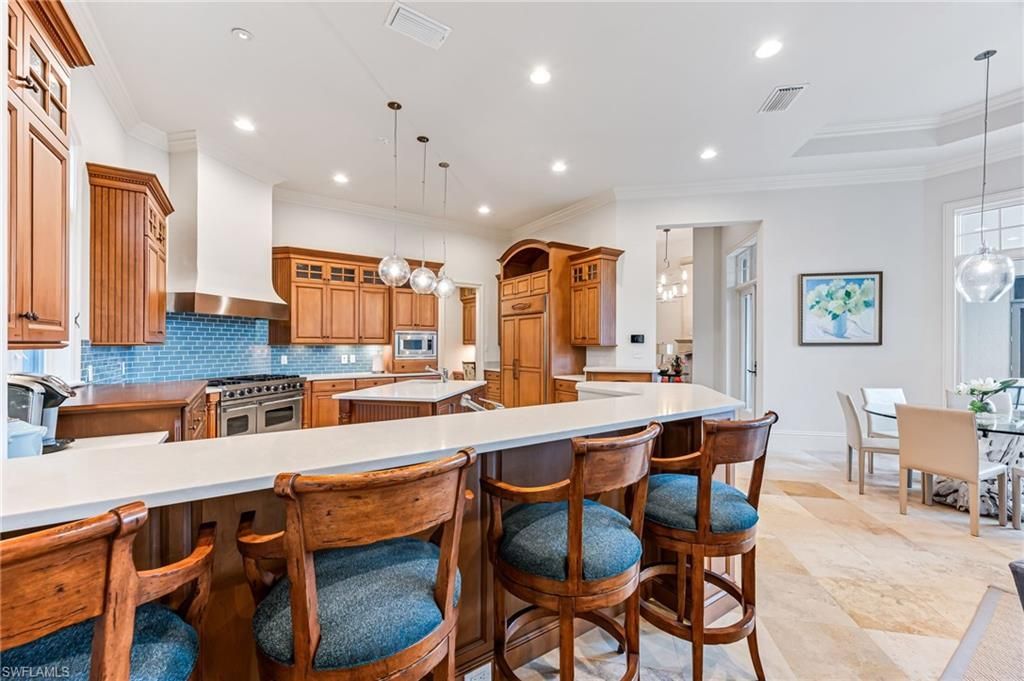 2560 W Half Moon Walk, Naples, FL 34102 Photo