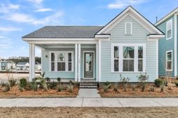 749 Blueway Avenue photo 4