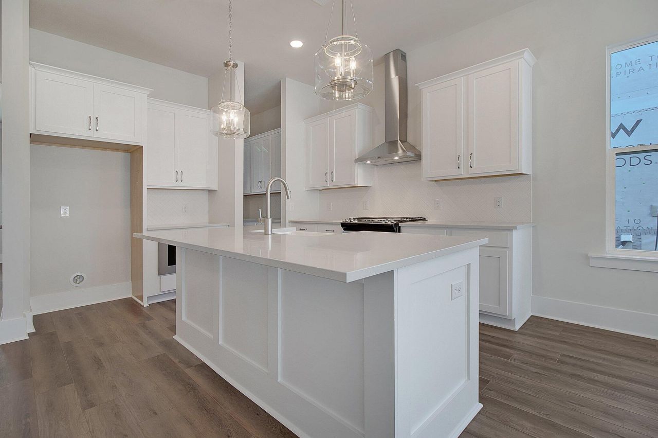 749 Blueway Avenue Photo 27