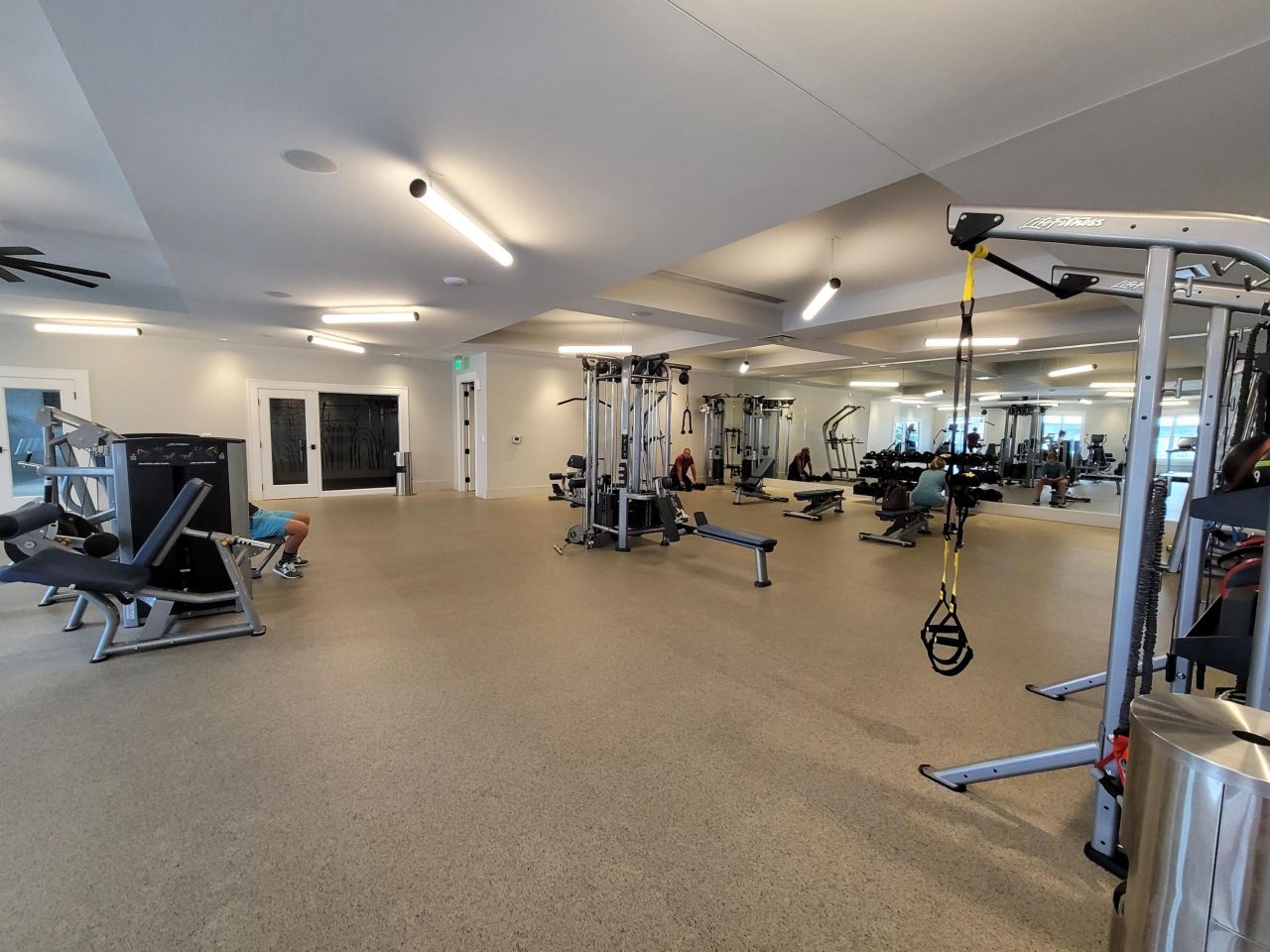 749 Blueway Avenue Photo 37