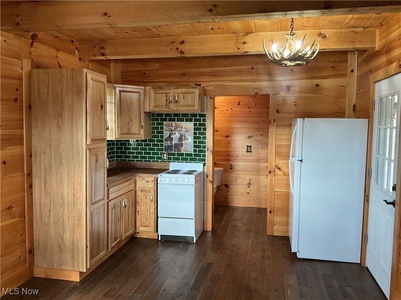 10550 Symmes Creek Road, Adamsville, OH 43802 Photo 12