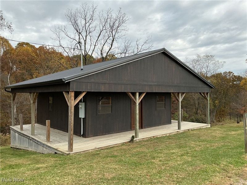 10550 Symmes Creek Road, Adamsville, OH 43802 Photo 2