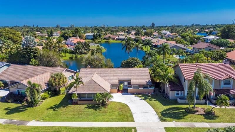 5720 W Waterford Drive, Davie, FL 33331 Photo