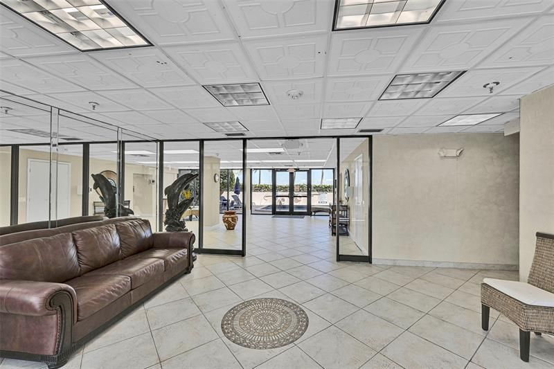 851 N Surf Rd, Unit 502, Hollywood, FL 33019 Photo