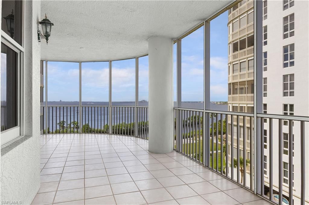 14250 Royal Harbour Ct, Unit 613, Fort Myers, FL 33908 Photo