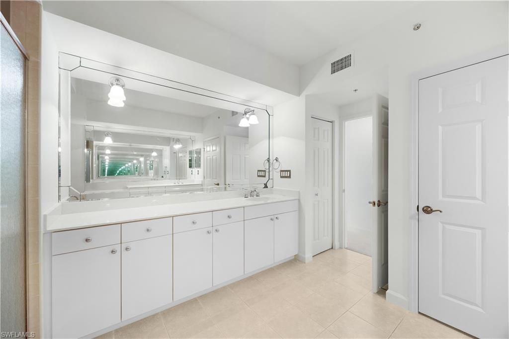 14250 Royal Harbour Ct, Unit 613, Fort Myers, FL 33908 Photo