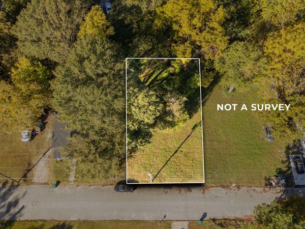 327 N Lindsey Street , Jackson, TN 38301