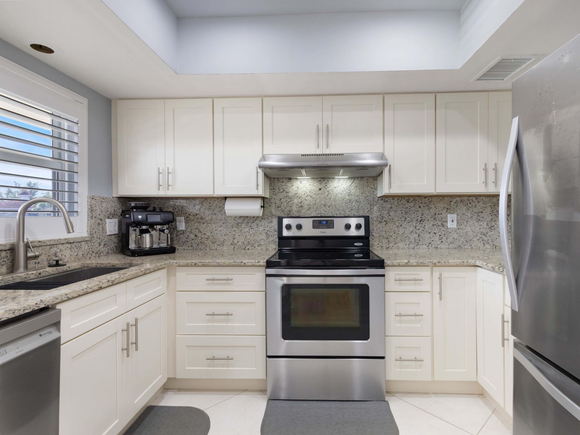 701 NE Harbour Terrace, Unit 2140, Boca Raton, FL 33431 Photo