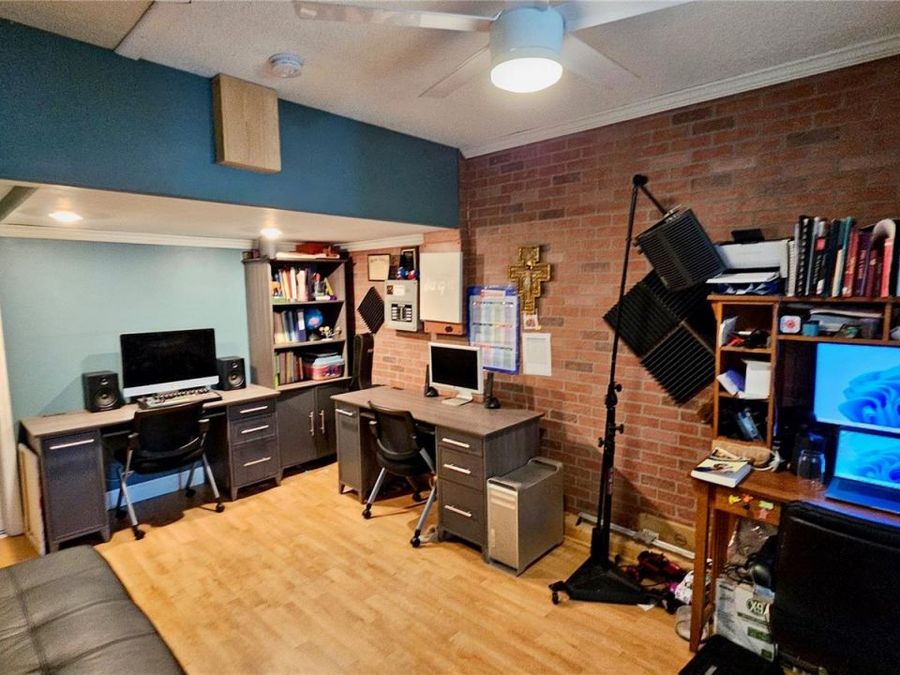 Property Image 33