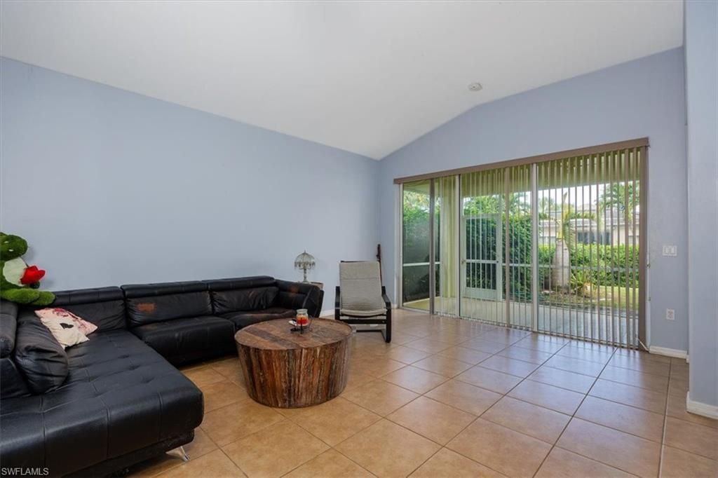 2461 Sutherland Ct, Cape Coral, FL 33991 Photo