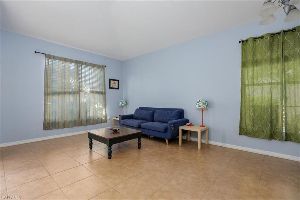 2461 Sutherland Ct, Cape Coral, FL 33991 Photo