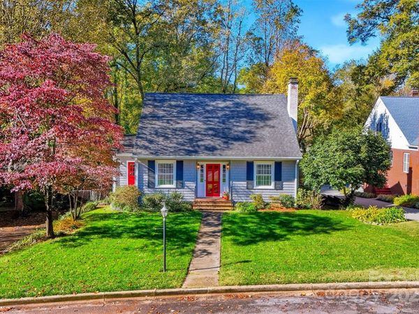 619 4th Street NE, Hickory, NC 28601