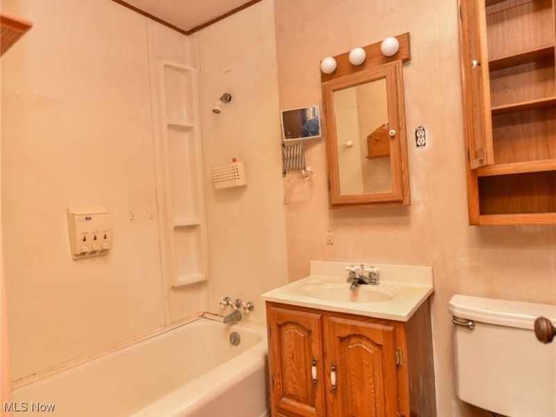 2445 Newton Tomlinson Road, Newton Falls, OH 44444 Photo 8