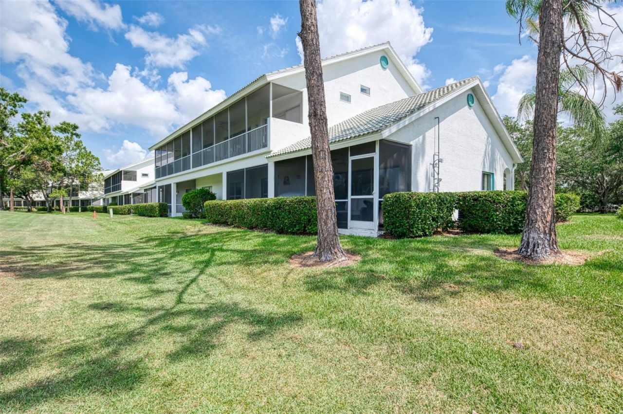 6546 Fairway Gardens Drive, Unit 6546, Bradenton, FL 34203 Photo