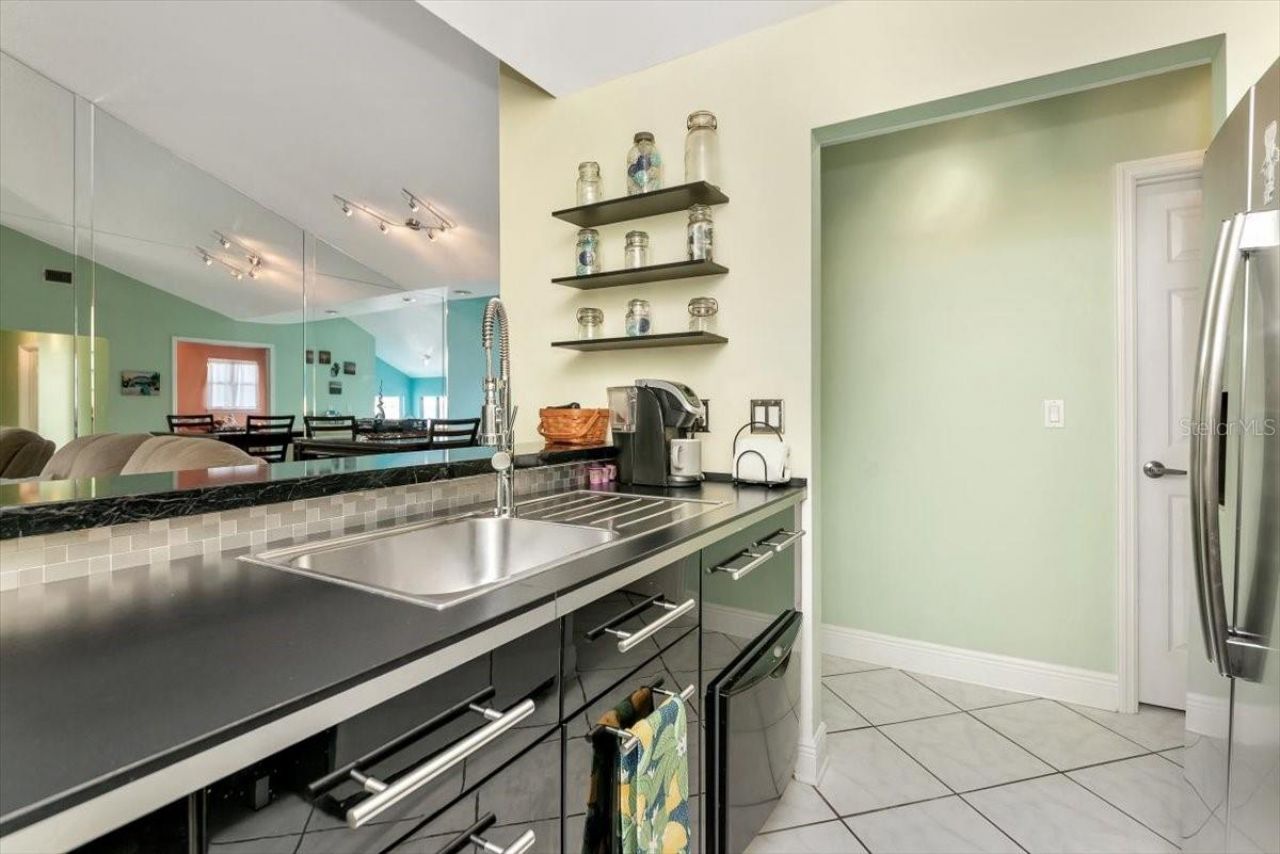 912 Sandpiper Circle, Unit 912, Bradenton, FL 34209 Photo