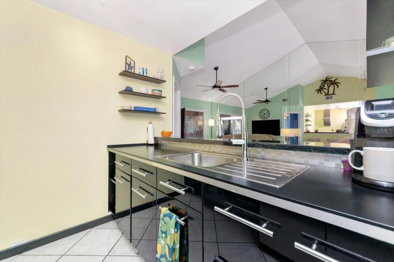 912 Sandpiper Circle, Unit 912, Bradenton, FL 34209 Photo