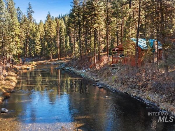 72 Thunder Road, Garden Valley, ID 83622