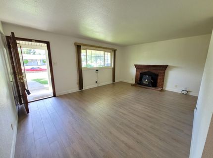 1408 Gregory Way, Roseville, CA 95661 Photo