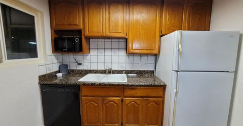 1408 Gregory Way, Roseville, CA 95661 Photo