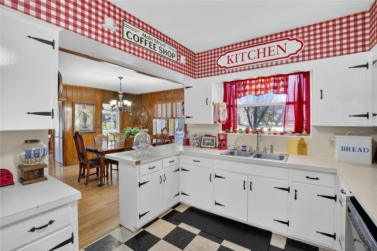 2203 Hidden Pond Road, Plant City, FL 33565 Photo