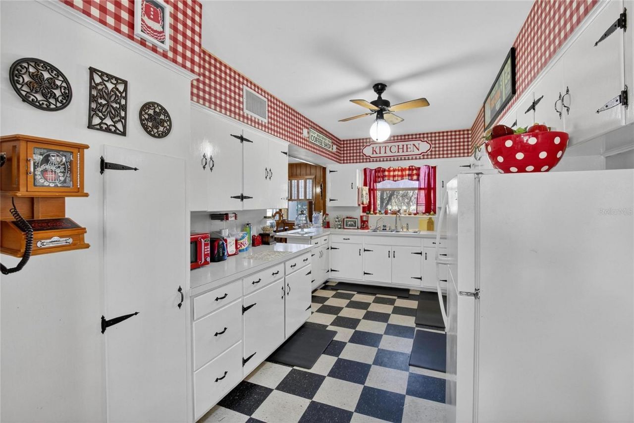 2203 Hidden Pond Road, Plant City, FL 33565 Photo